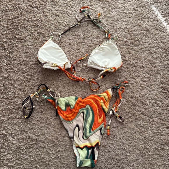 With Jean bikini - Picture 4 of 4